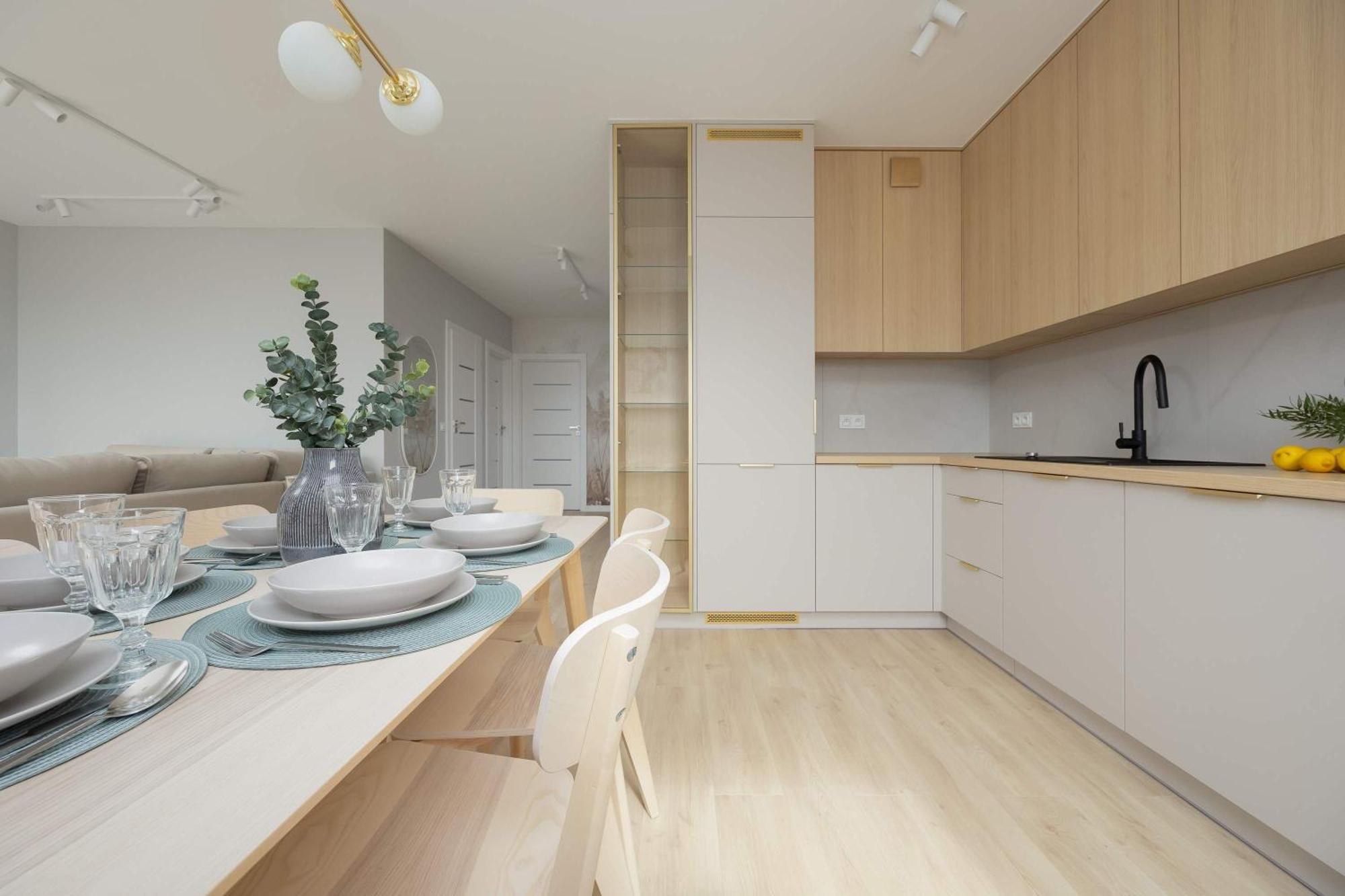 Spacious With Parking On Grochow By Renters Leilighet Warszawa
